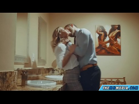 ❤️ Kai krūtininga blondinė vilioja tave viešajame tualete ️❌ Dulkinimo video prie mūsų lt.pornpictureshq.ru ❌